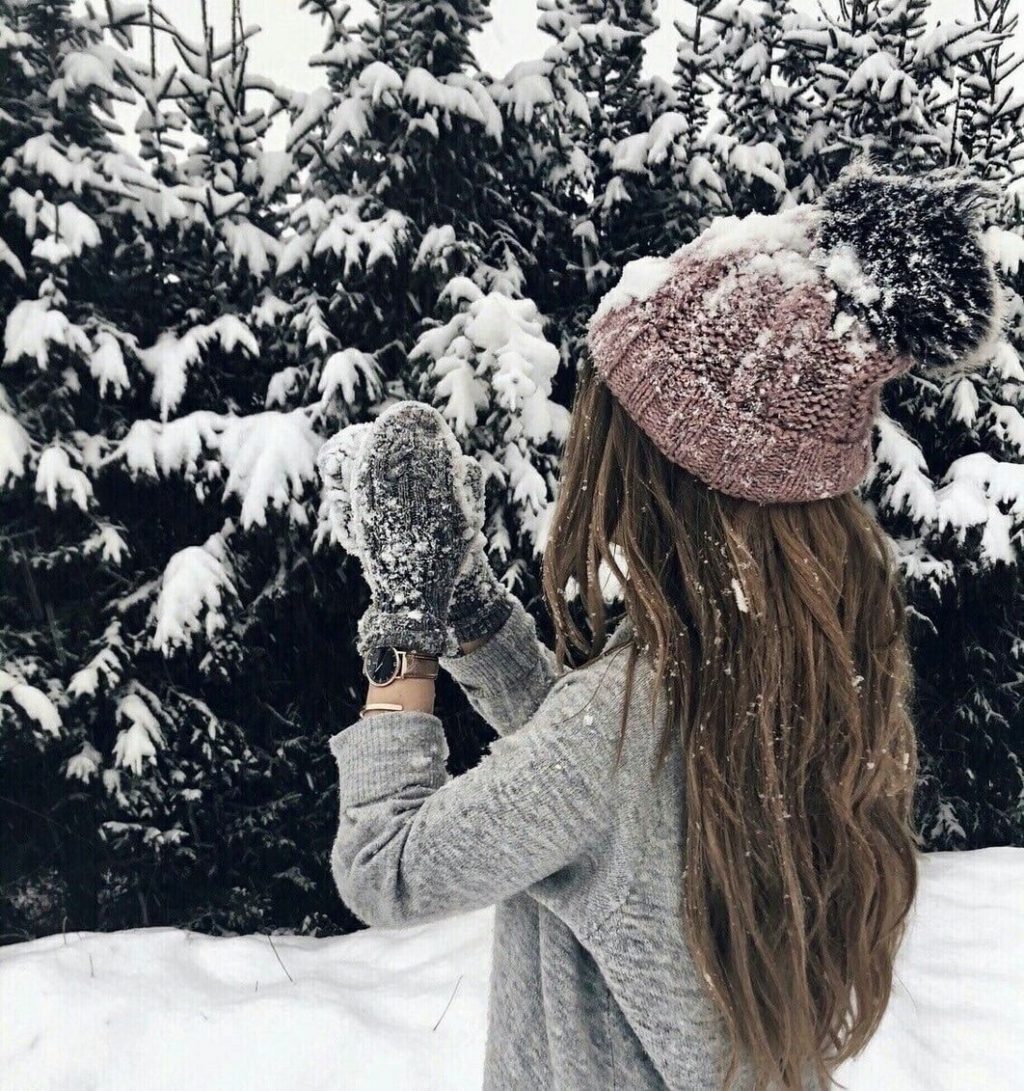 Красивые девушки зимой на аву в вк