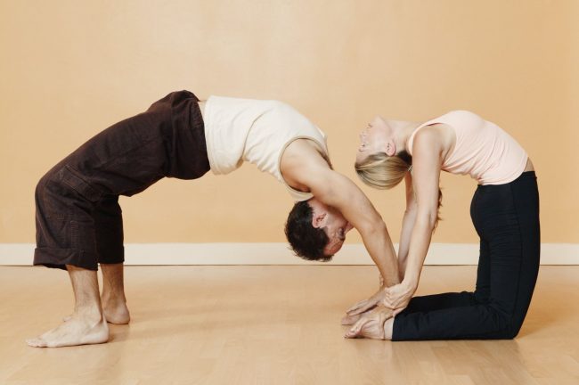 «Нам больно употреблять слова "йога" и "бизнес" вместе». Как две мамы открывали йога-студию