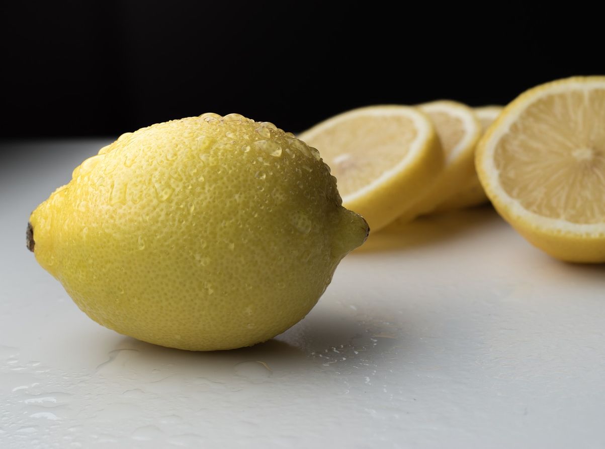 Красивая картинка лимонов. 