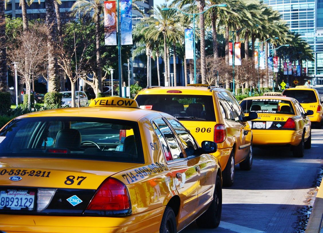 Машины такси в Америке