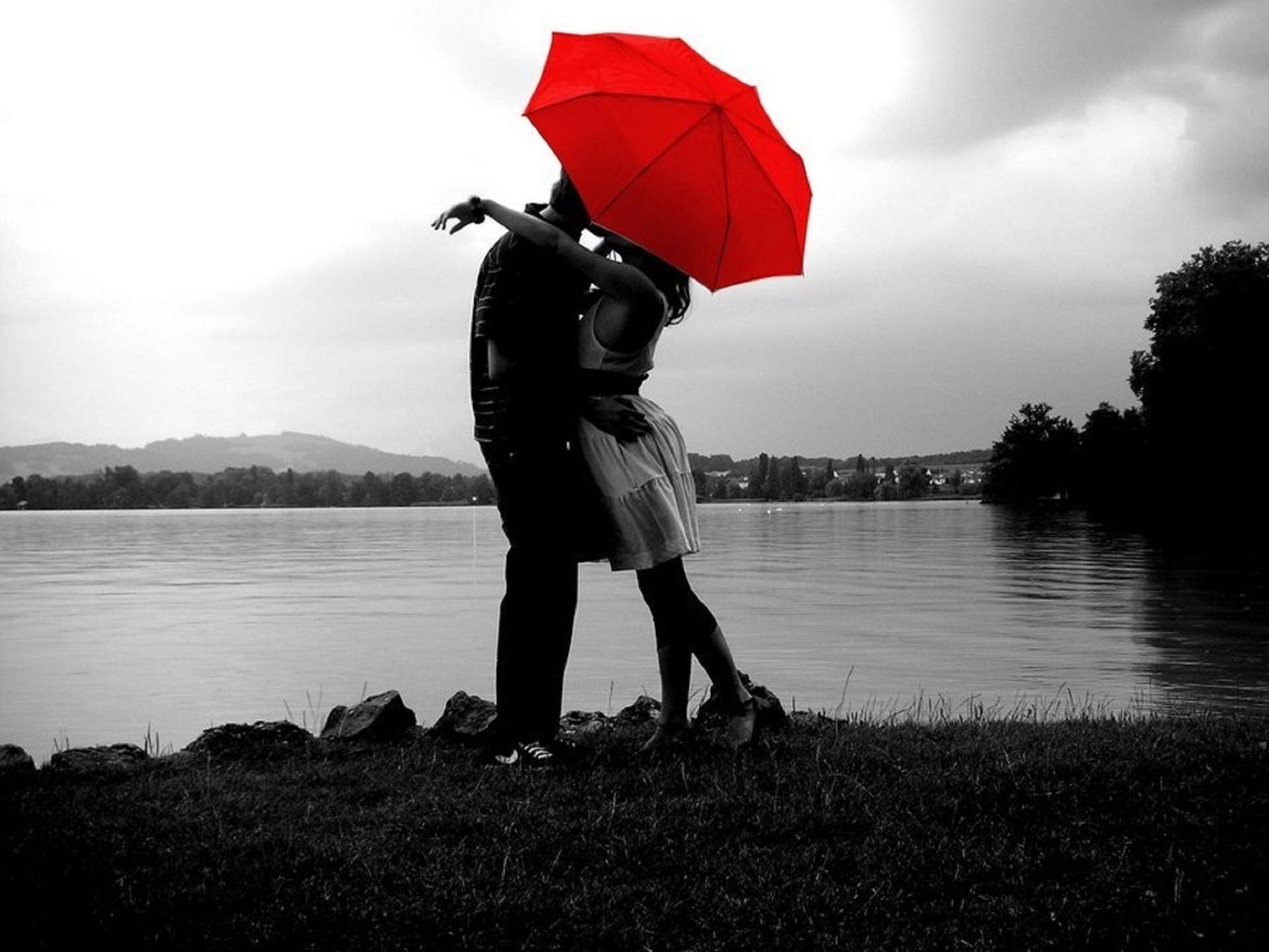Картина красный зонт